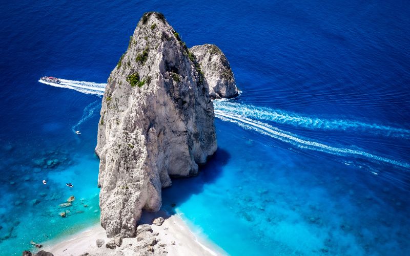 myzihtres Beach zakynthos