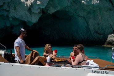 zakynthos private boat cruises