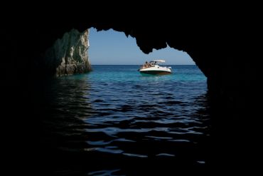 zakynthos private boat cruises